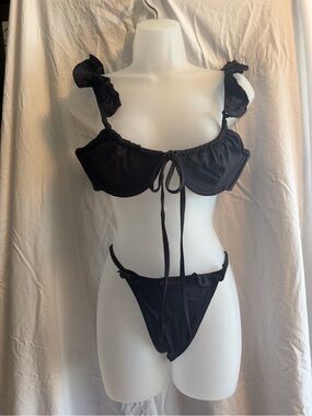 Frankies Bikinis Black Ruffle Bikini Set - XL